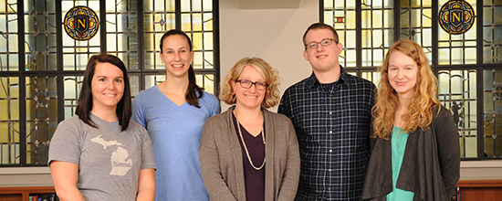 The Kearney Lab team poses for a photo